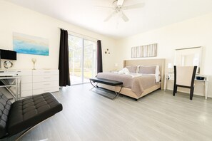Room - Pool Oasis Near Disney, Games & TV, Family Time (Davenport)