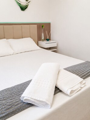 Iron/ironing board, Internet, bed sheets - Home Sweet Home | Apartment in Vitória (Vitória)