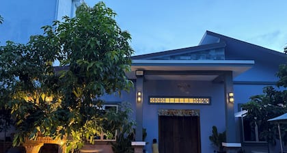 Enjoyable 2-bedroom house with AC in Krong Battambang