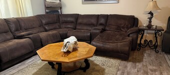Soothing 3-bedroom house with AC in welcoming Tallassee