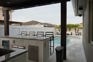 Pool -     Emma’s Villa, Private Pool, Perfect for Families & Small Gatherings (Naranja)