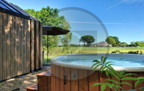Tiny House 10 met hottub