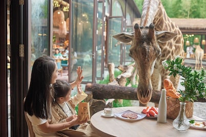 HuzhouGiraffe ManorHotel