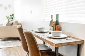 Dining - Centralia Garden Cottage | Cozy Loft Retreat (Centralia)