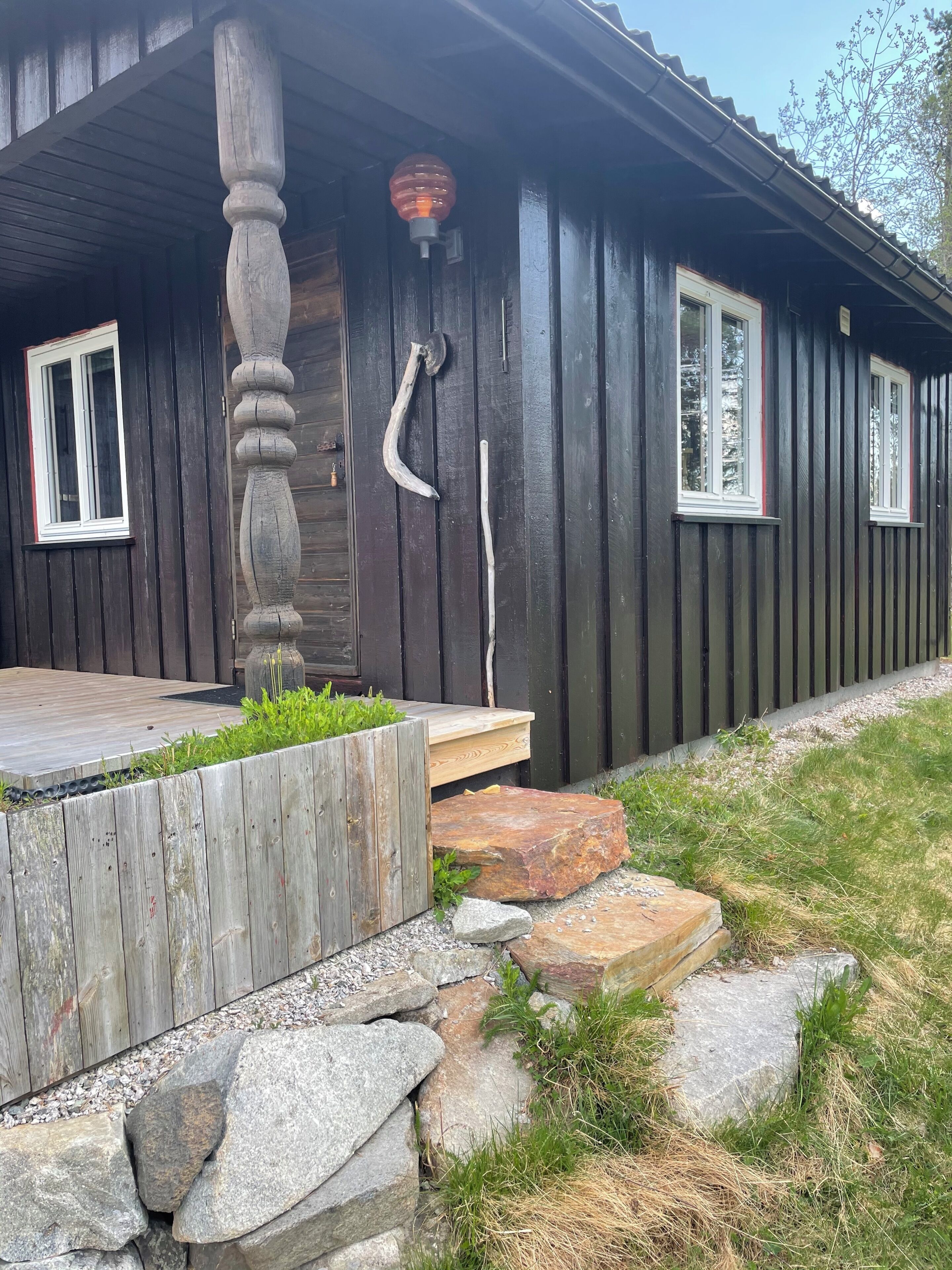 Basic Cabin, Mountain View | Exterior detail