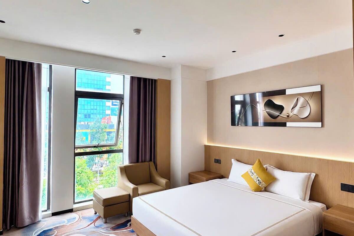 Standard Double Room, Garden View | Desk, laptop workspace, blackout drapes, iron/ironing board