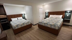 Deluxe tweepersoonskamer, 2 queensize bedden, niet-roken | Gratis wifi