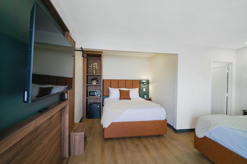 Nox Hotel - Studio City