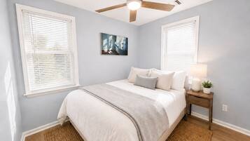 3 bedrooms, WiFi, bed sheets