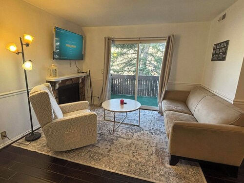 2-bedroom condo in beautiful Park City with fitness room