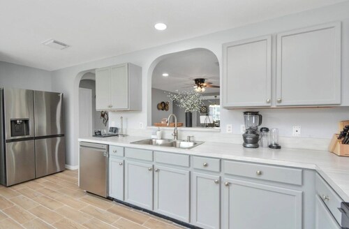 The Chickory Retreat- 3-bedroom home minutes from downtown Houston