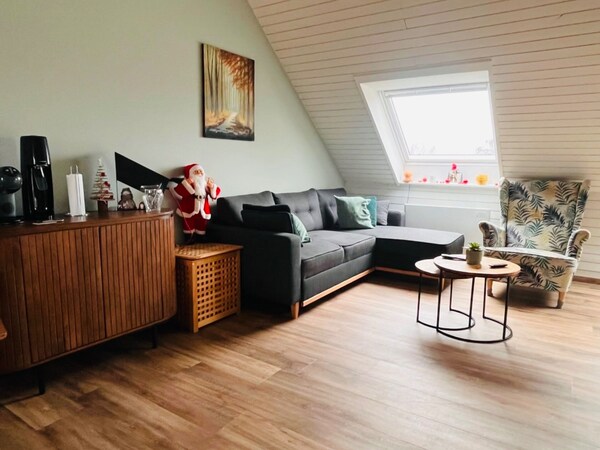 4-guest Elegant Holiday Base In Hotton - Marche-en-Famenne