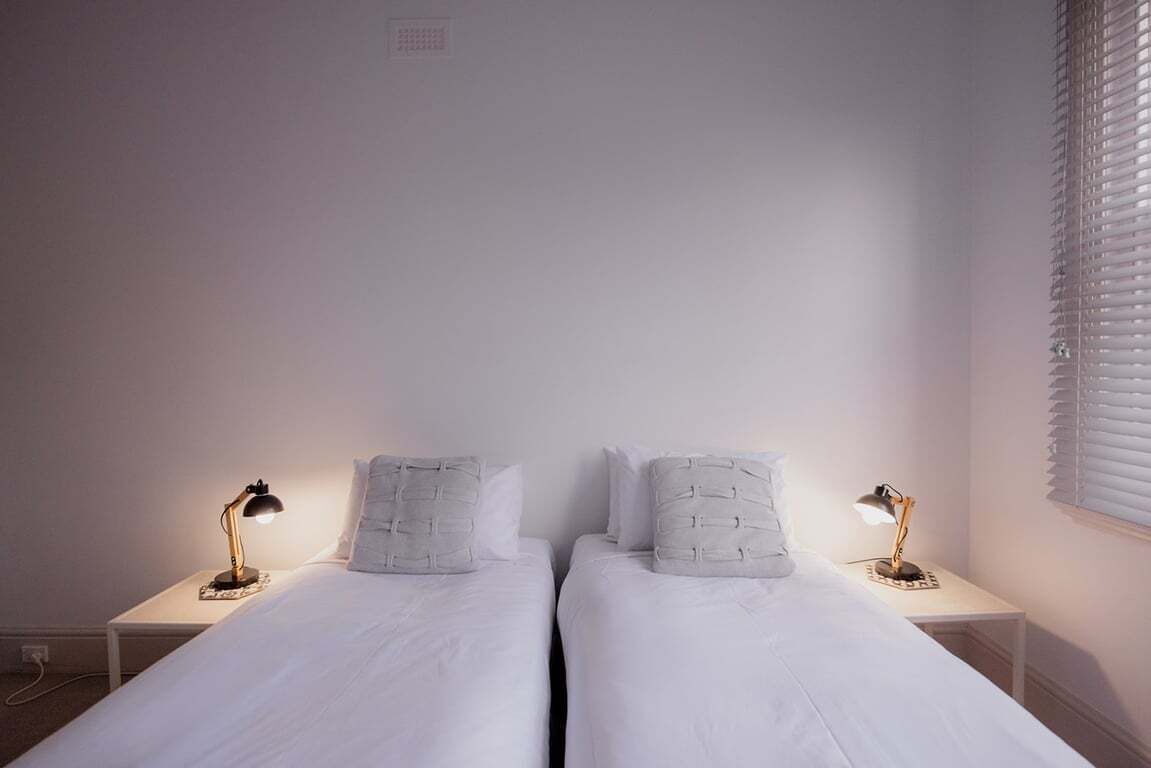 5 bedrooms, iron/ironing board, free WiFi, bed sheets