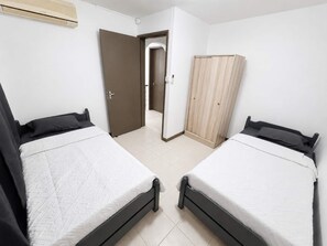 3 Schlafzimmer, Bügeleisen/Bügelbrett, WLAN, Bettwäsche