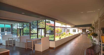 RAJ GARDEN RESORT