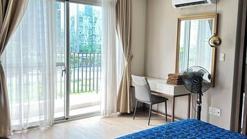 Deluxe Duplex, City View | View from room