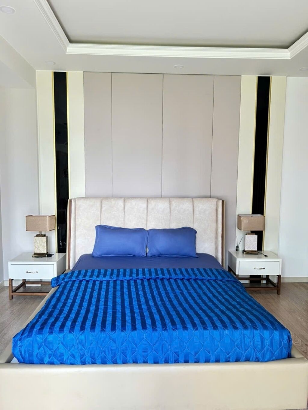 Deluxe Duplex, City View