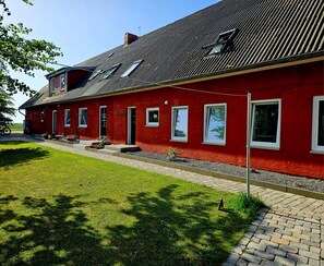Exterior - Vrbo Property (Langeneß)