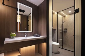 ห้องลักซ์ชัวรี่ | ห้องน้ำ | ฝักบัว, ของใช้ในห้องน้ำฟรี, ไดร์เป่าผม, รองเท้าสวมภายในห้อง
