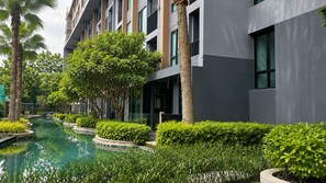 Exterior - Aristo 1BR Coastal Escape in Surin Beach (Tambon Choeng Thale)