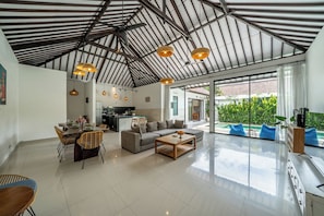 Living area - Villa Kusuma 2 Seminyak (Badung)