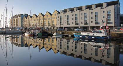 Galway Dockside Townhouse