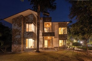Exterior - The Roar Resort (Kaniya)