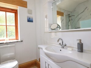 Shower - Little Trethellan (Redruth)
