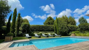 Pool - Family home in the Loire Valley (Blois)