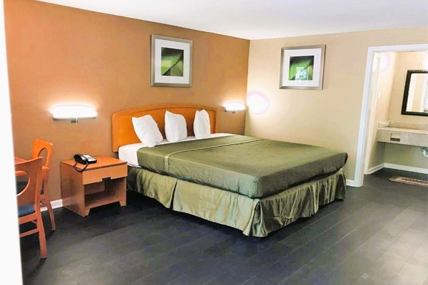 1 bedroom