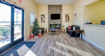 1 Bedroom Suite|Rosenberg TX