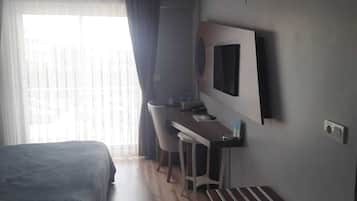 In-room safe, desk, blackout drapes, free WiFi