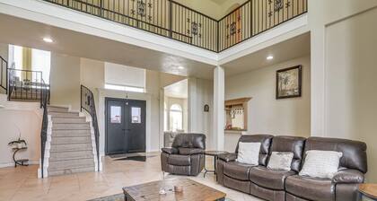 4,500-Sq-Ft Group Getaway Near Gulf Coast