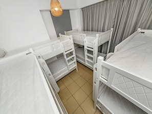 Comfort Shared Dormitory, Canal View | Free WiFi - Time Place Tower (Dubai)