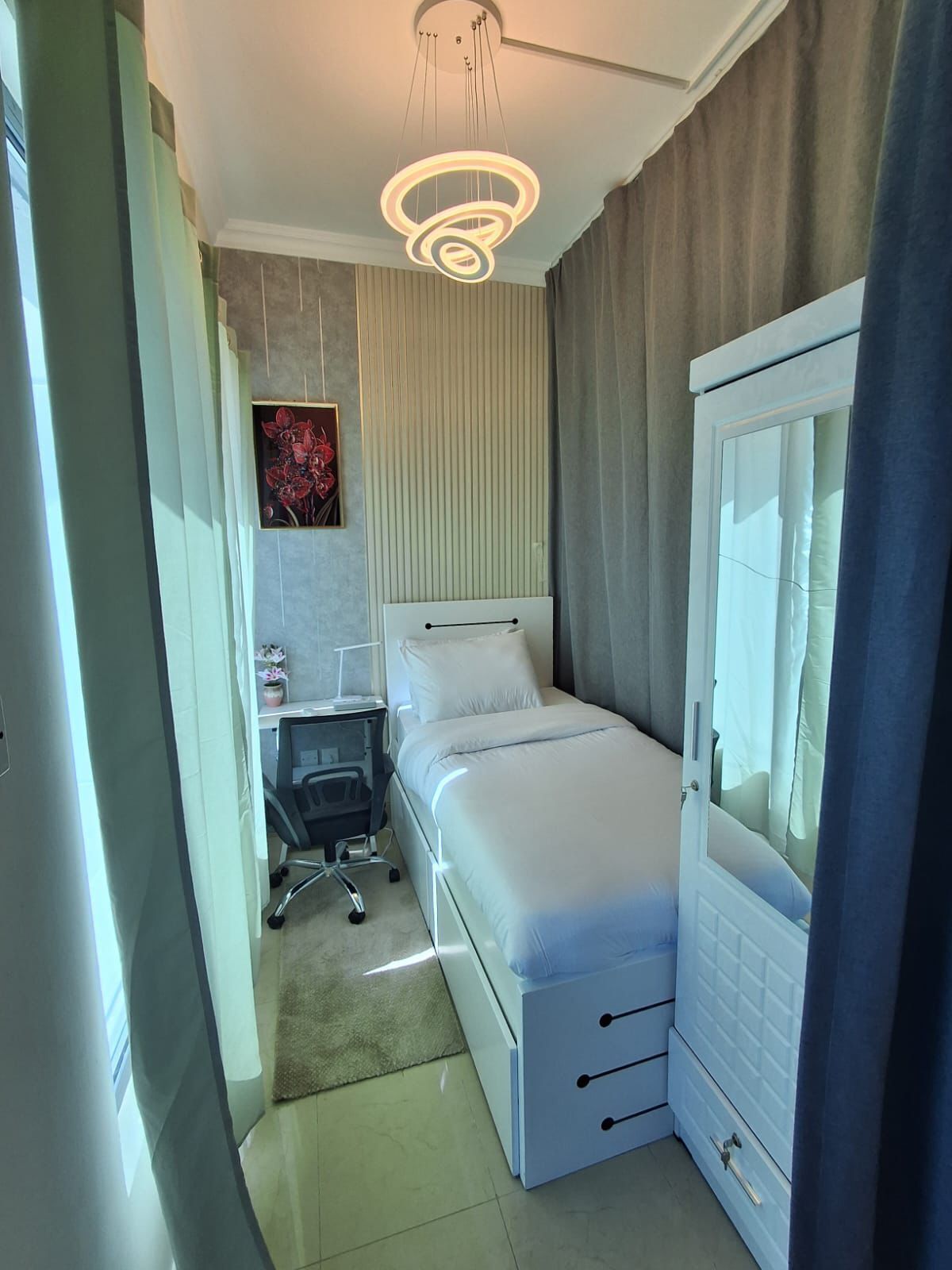 Comfort Shared Dormitory, Canal View | Free WiFi