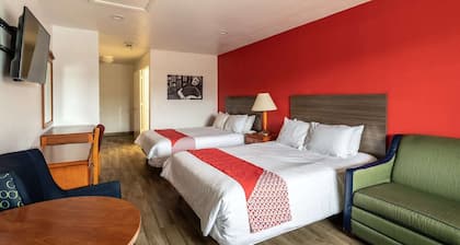 2 Queen Bed with Pull Out