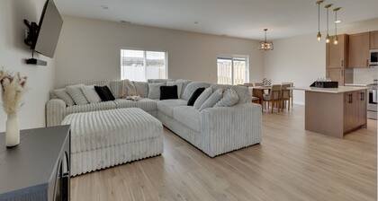 Professional Base in Williston! New-Build Townhome