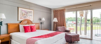 Silver Springs FL|King Bed