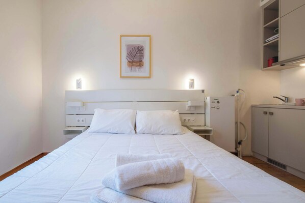Iron/ironing board, WiFi, bed sheets - Syntagma Gem 2 Steps from Syntagma Square (Athina)