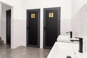 Bathroom - Datka Hotel (Bishkek)