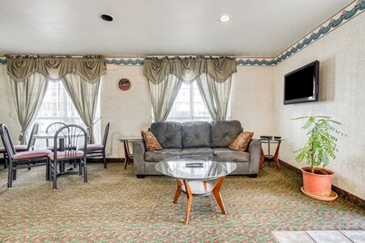 King Bed Accessible|Wichita Falls TX