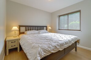 3 Schlafzimmer, Schreibtisch, Bügeleisen/Bügelbrett, Internetzugang