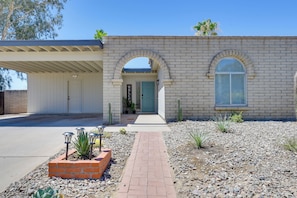 Exterior - Private Pool Retreat Near Tucson Attractions (Tucson)
