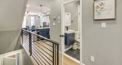 Philly Condo w/ Rooftop Deck! Walk to Broad St