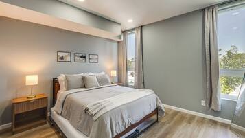 Desk, iron/ironing board, internet, bed sheets
