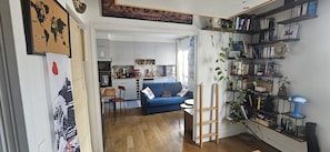 House - Charmant 1BR rue Br zin Montparnasse 5 min (Paris)