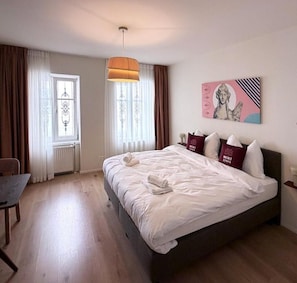 Desk, laptop workspace, free WiFi - Miki Stays - 200m zum Prater (Vienna)