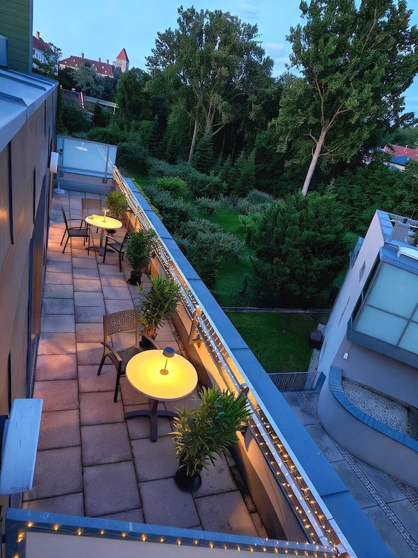 Junior Suite, Balcony, City View | Balcony view - Hotel Öhlknechthof (Horn)