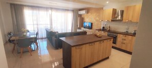 Apartment, 2 Schlafzimmer, Raucher, Balkon | Innenbereich
