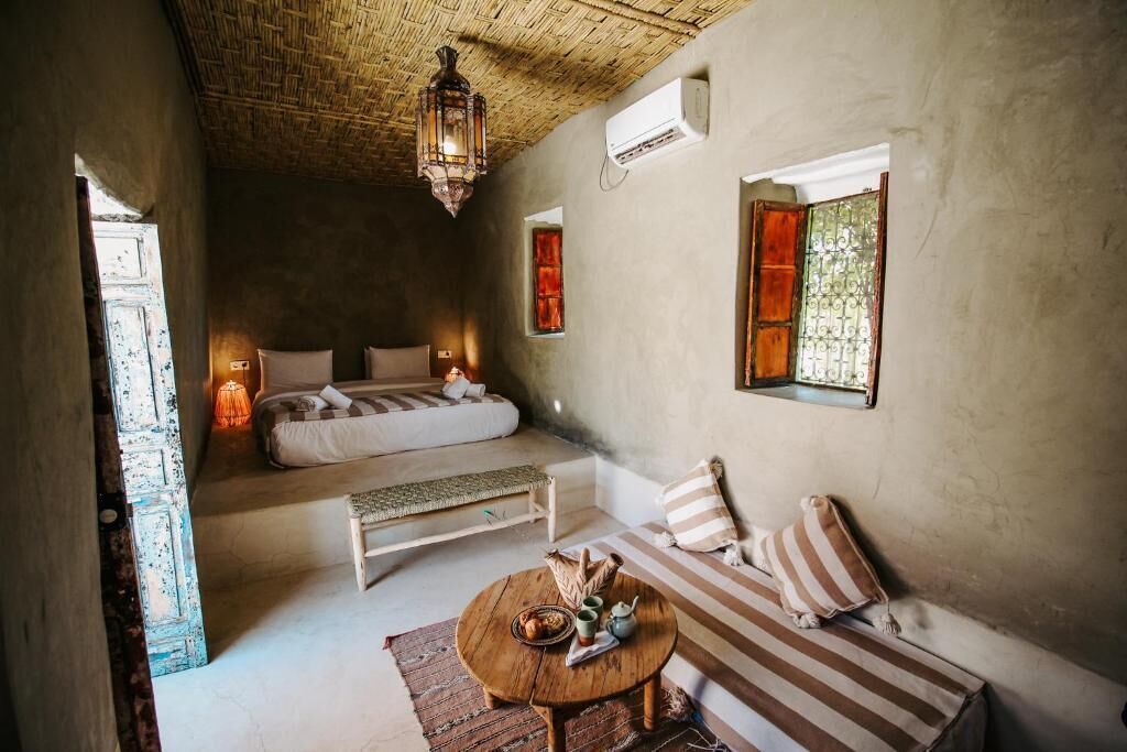 Superior Double Room, Pool View | Interior